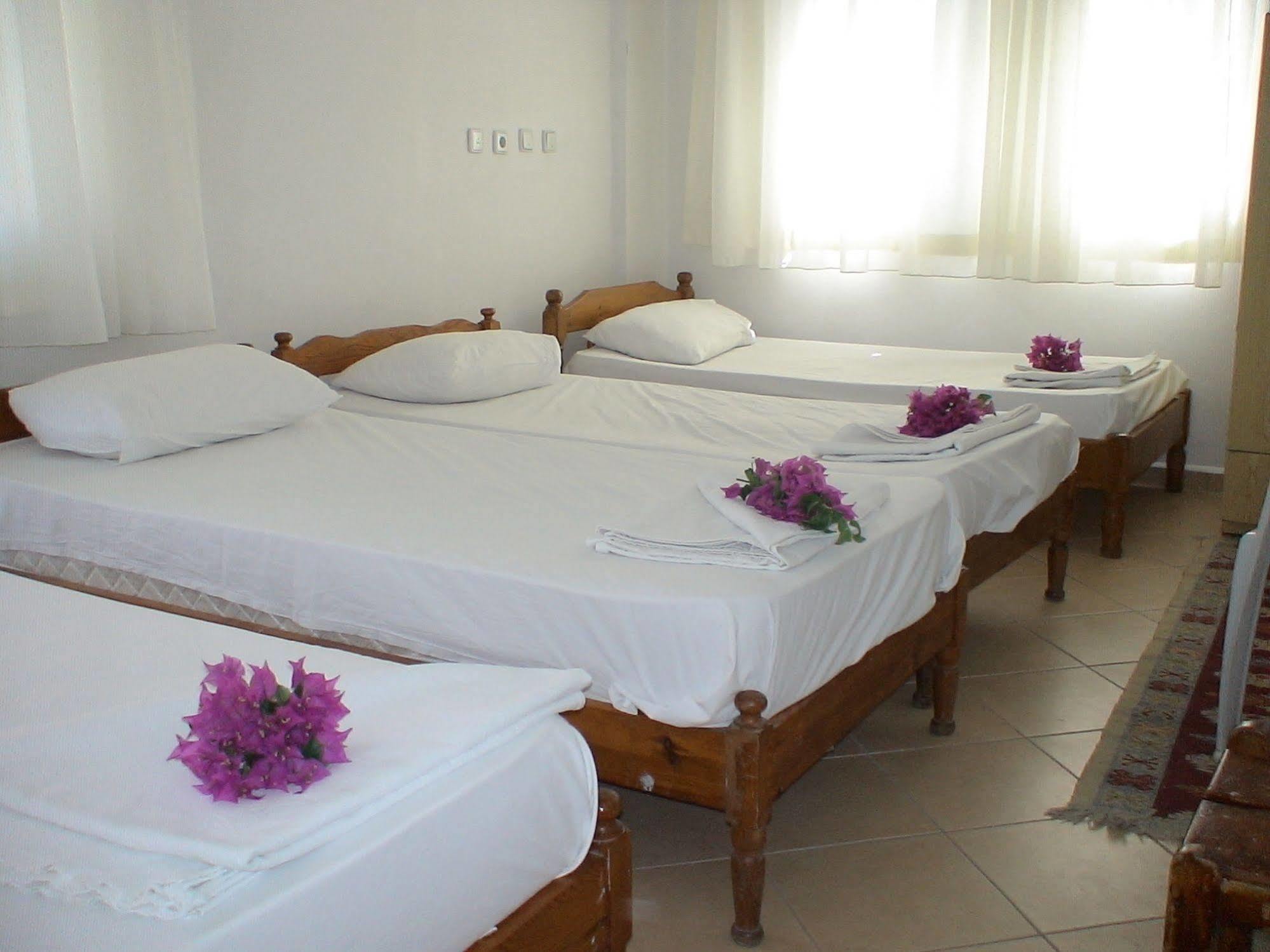 Onur Pension เฟทิเย ภายนอก รูปภาพ