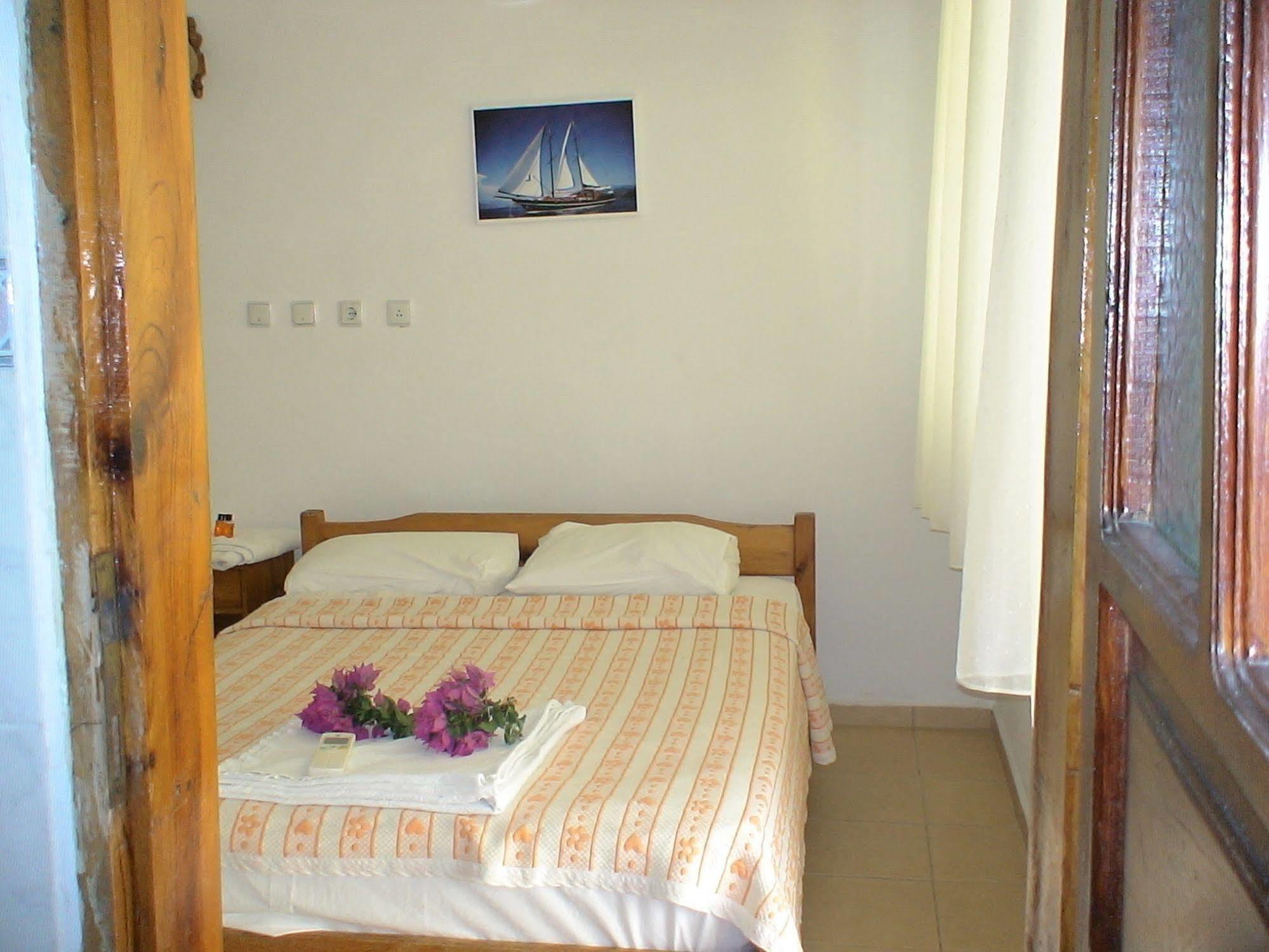 Onur Pension เฟทิเย ภายนอก รูปภาพ