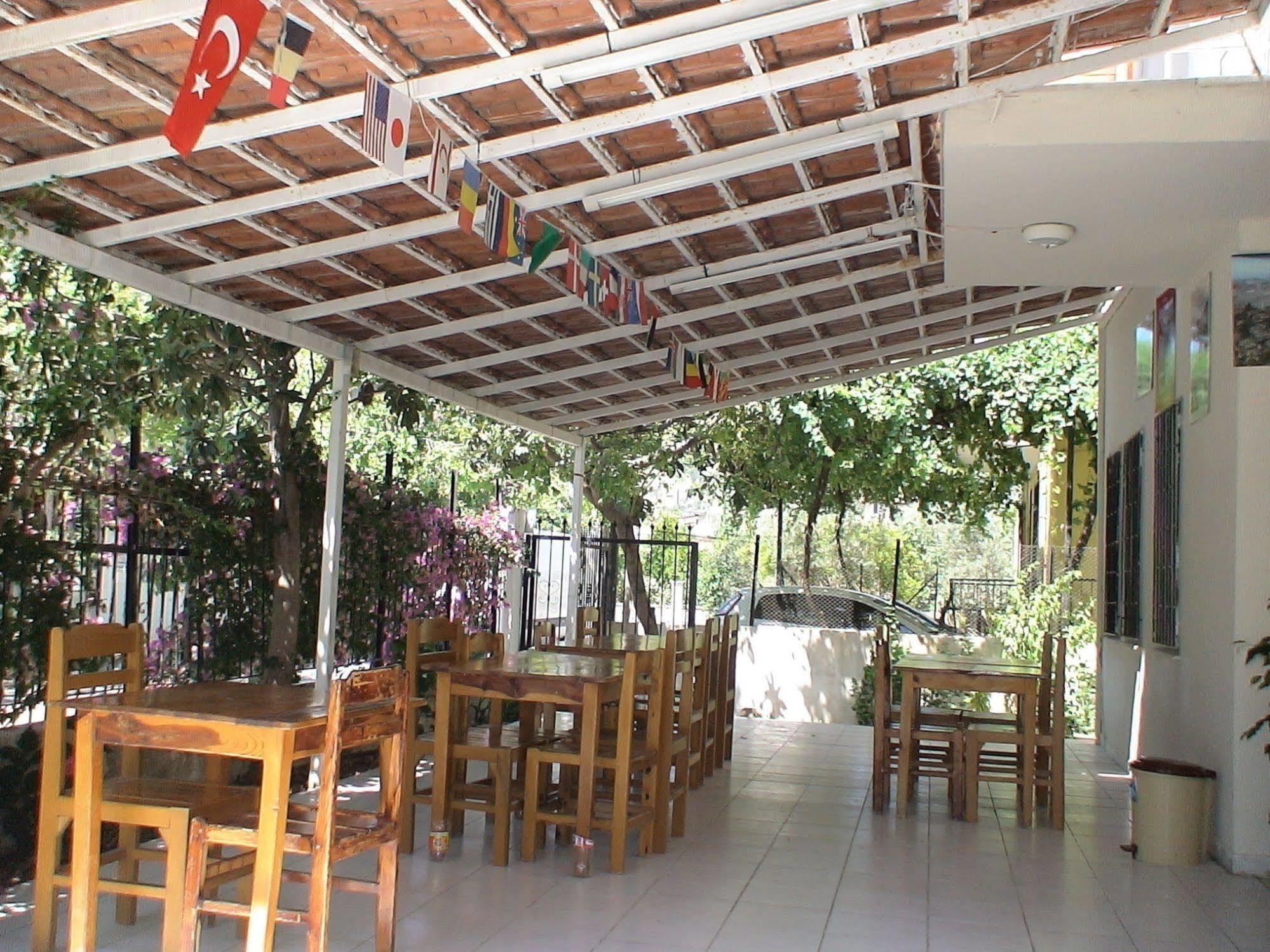 Onur Pension เฟทิเย ภายนอก รูปภาพ